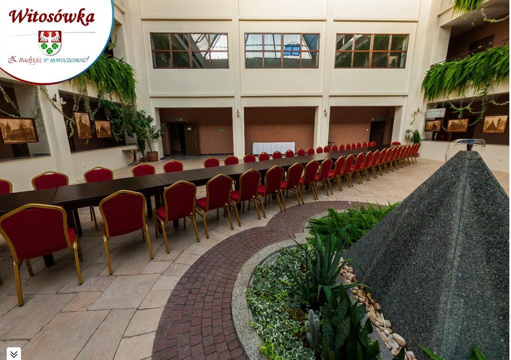 Pokoje Goscinne W Centrum Kultury Wsi Polskiej Wierzchoslawice Extérieur photo